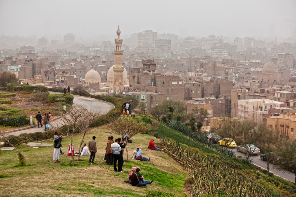 Marchez dans le parc Al Azhar