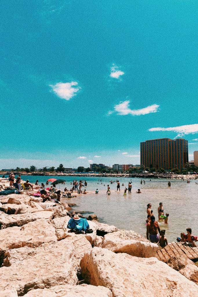 Détendez-vous sur les plages de Bari
